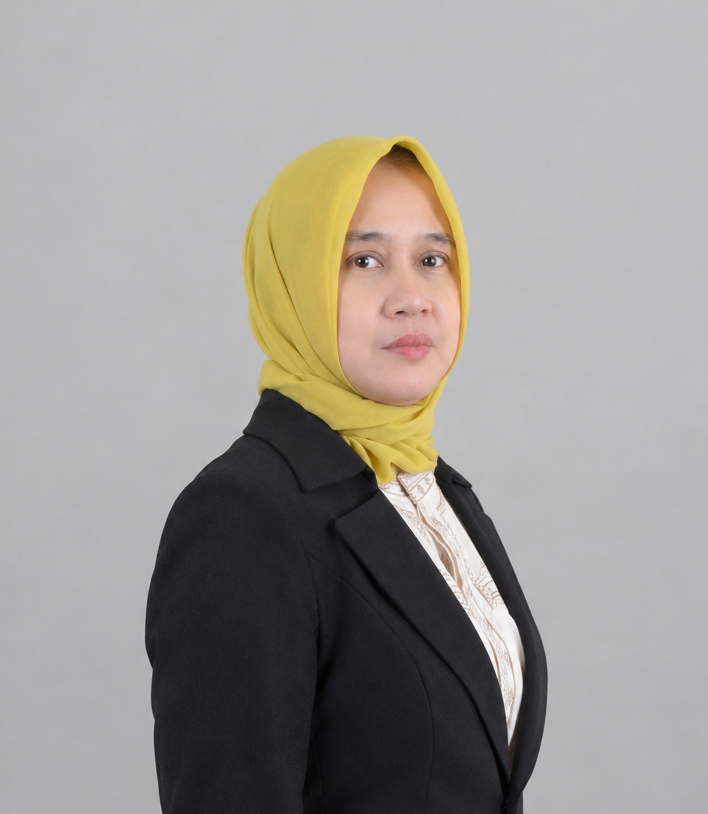 Dr. Dra. Triasesiarta Nur, MM