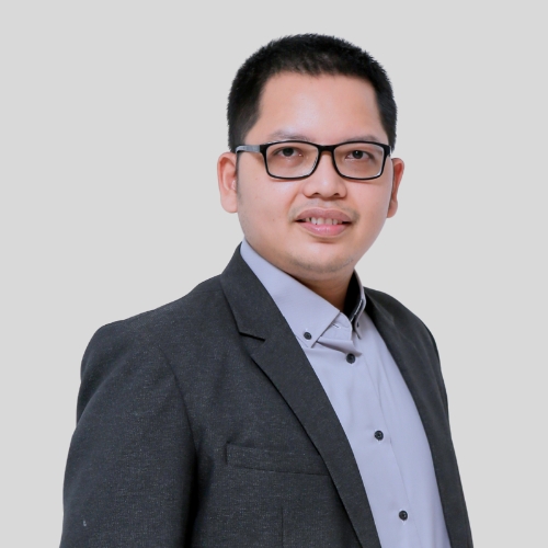 Dr. Hidayatullah, S.E., Msi., M.Kom., MH., Ak.